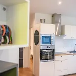 Hollywood 9 People - Khbnb Center *