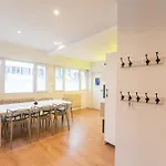 Hollywood 9 People - Khbnb Center Apartment *