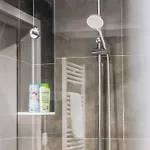 Hollywood 9 People - Khbnb Center