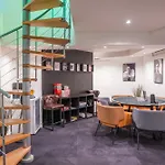Hollywood 9 People - Khbnb Center Apartment