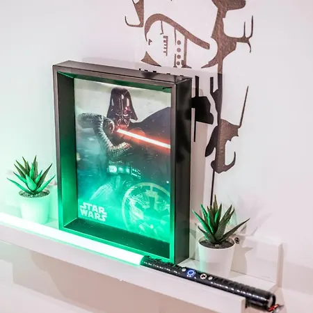 Hollywood 9 People - Khbnb Center * Štrasburk