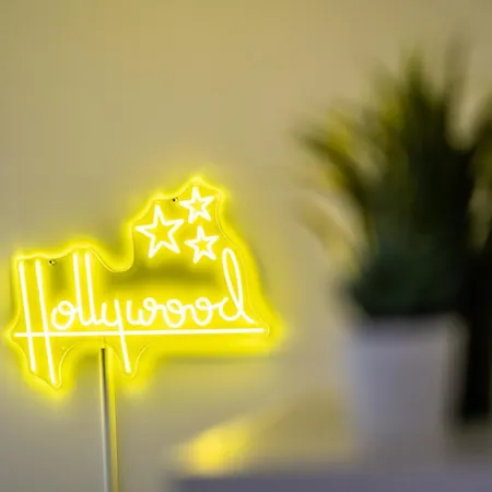Hollywood 9 People - Khbnb Center Страсбург