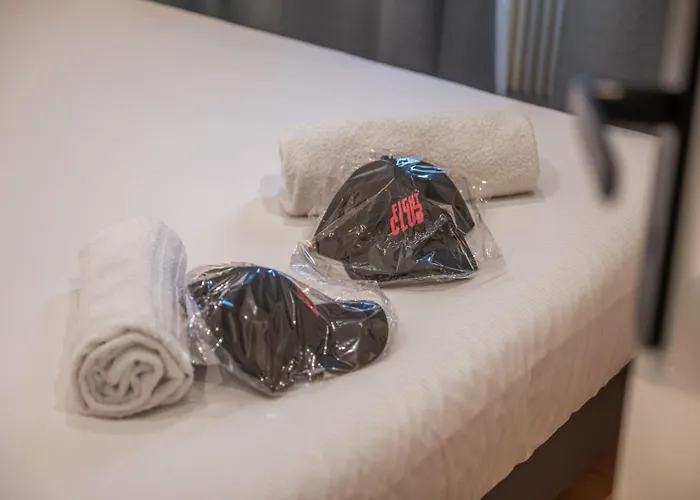 Hollywood 9 People - Khbnb Center Apartmán Štrasburk