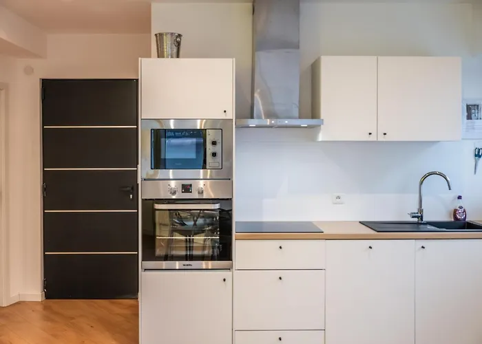 Apartmán Hollywood 9 People - Khbnb Center *