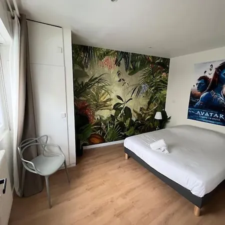 Hollywood 9 People - Khbnb Center Apartament